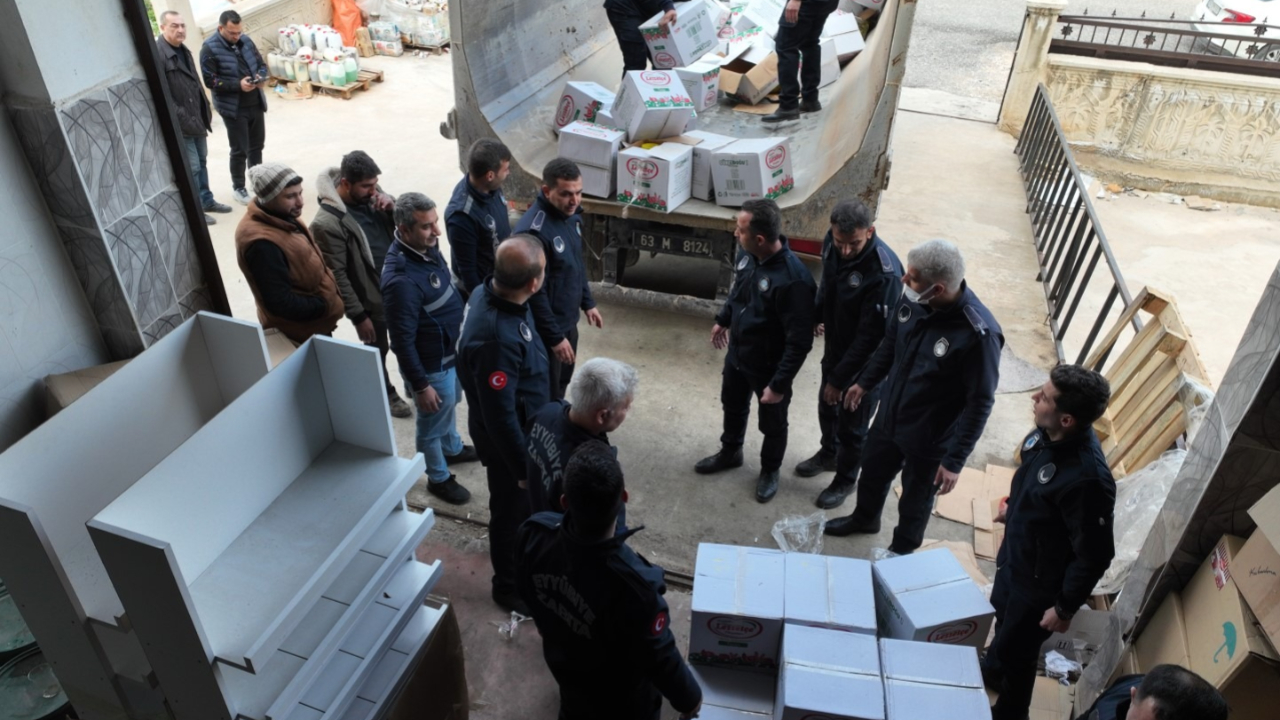 Eyyübiye’de Büyük Operasyon: Tonlarca Bozuk Ürün İmha Edildi!