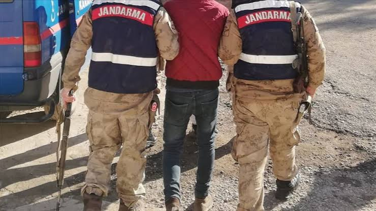 Şanlıurfa’da Silah Kaçakçılarına Darbe! Jandarmadan Şafak Operasyonu