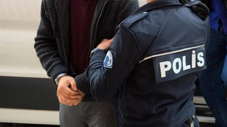 Şanlıurfa’da 5 Yıl Hapisle Aranıyordu, Polis Kıskıvrak Yakaladı!