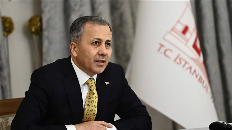 Bakan Yerlikaya’dan Sert Açıklama: “Sokakları Terörize Etmeye Çalışanlara Asla Müsamaha Gösterilmeyecek” 1.133 Kişi Gözaltına Alındı