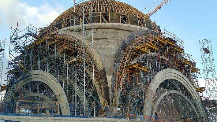 Cami İnşaatında Feci Kaza: İşçi 10 Metre Yükseklikten Düşerek Hayatını