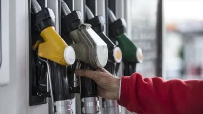 Akaryakıtta Zam Dalgası Büyüyor: Motorin 80 TL Sınırına Dayanıyor